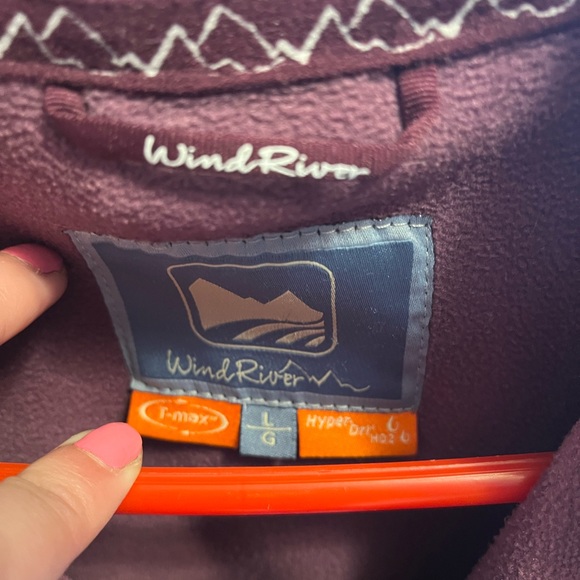 Women’s WindRiver Insulated Hyper-Dri jacket - Picture 3 of 4